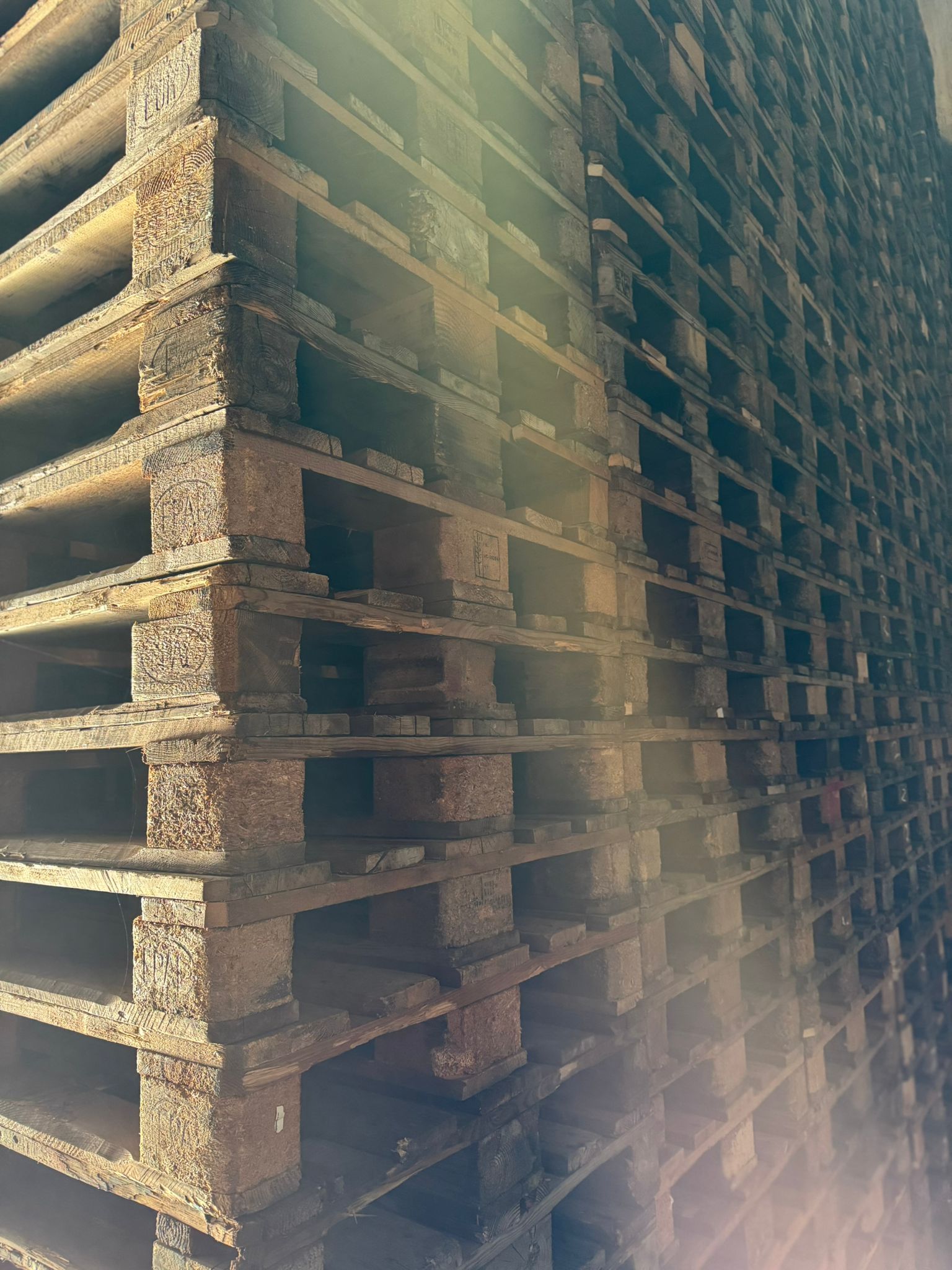 Palets de segundo uso